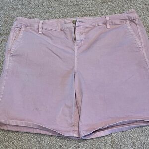 Torrid Sz 16 Pink Cotton Bermudas Shorts Stretch Inseam 8”